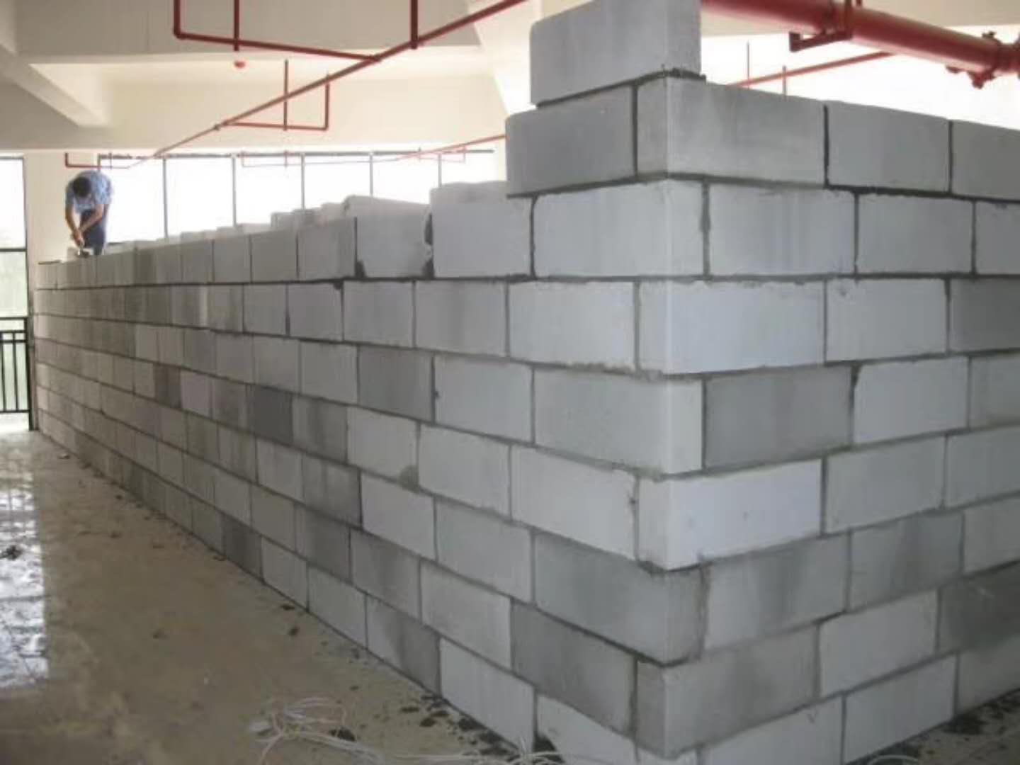 大埔蒸压加气混凝土砌块承重墙静力和抗震性能的研究